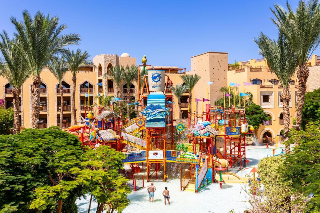 Grand Waterworld Makadi Family Star - Couples And Families Only Otel Hurgada Dış mekan fotoğraf Aqua Park at the Hilton Sharm El Sheikh Resort