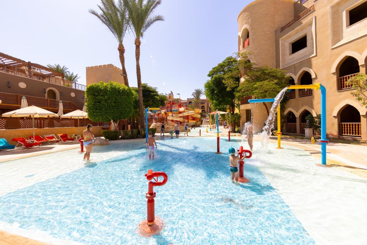 Grand Waterworld Makadi Family Star - Couples And Families Only Otel Hurgada Dış mekan fotoğraf Aqua Park at Hilton Sharm El Sheikh Resort