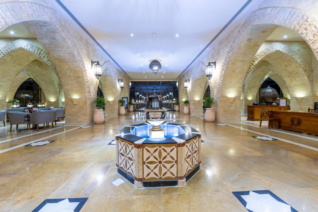 Grand Waterworld Makadi Family Star - Couples And Families Only Otel Hurgada Dış mekan fotoğraf The lobby of the hotel