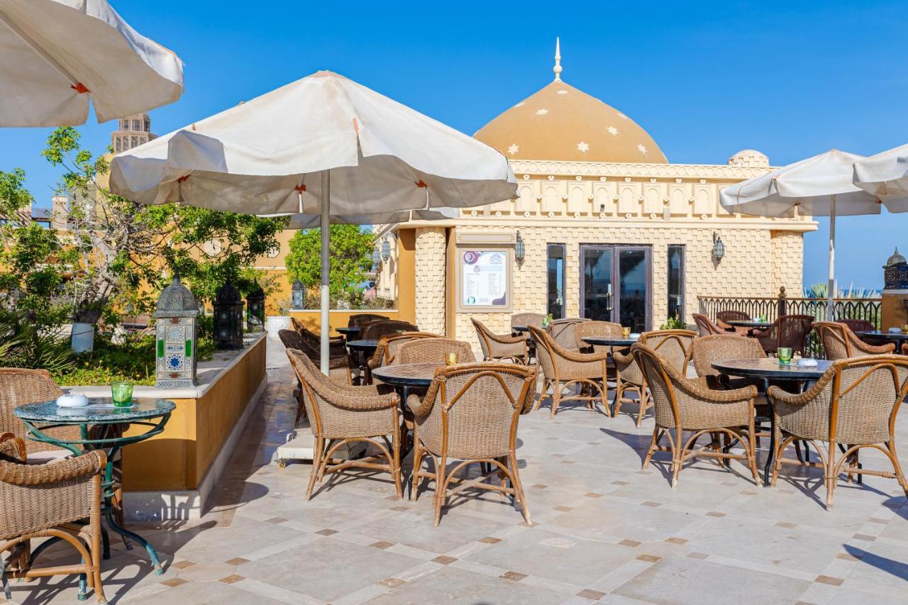 Grand Waterworld Makadi Family Star - Couples And Families Only Otel Hurgada Dış mekan fotoğraf Rooftop terrace